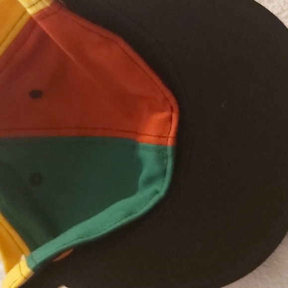 NEW ERA BASEBALL CAP - Picture 2 of 3